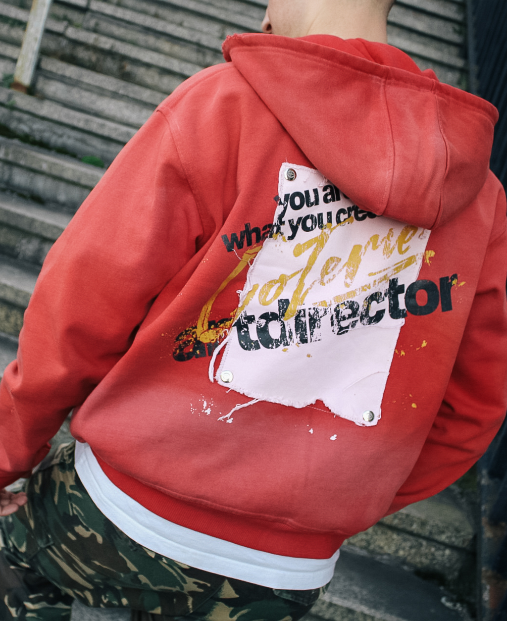 ARTDIRECTOR HOODIE - RUSTY RED