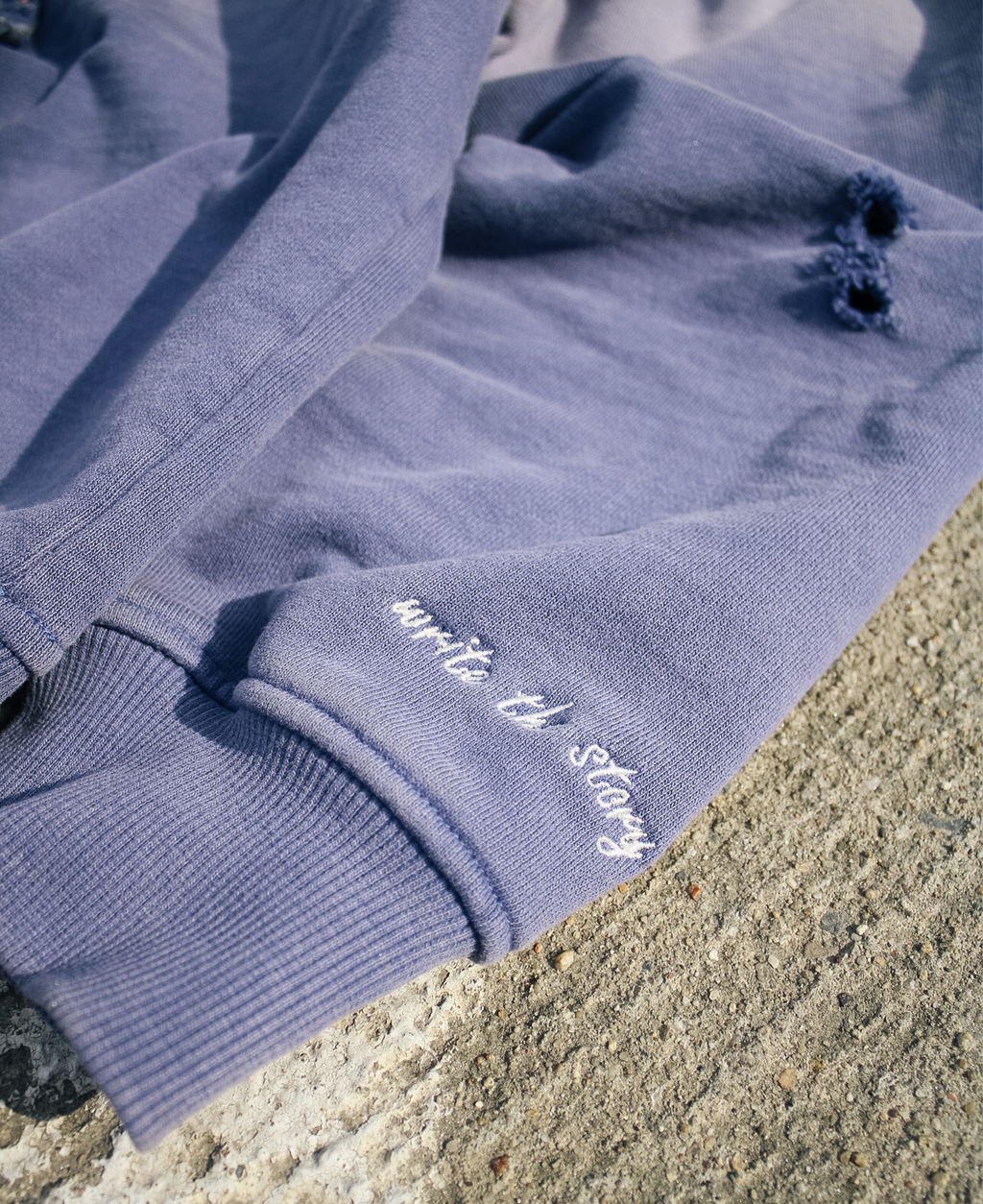 ENDLESS VISION HALF-ZIP HOODIE - ASH BLUE